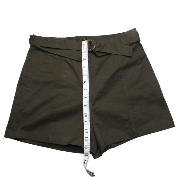 Dynamite Short with Belt in Moss Green, size Small - Picture 9 of 11